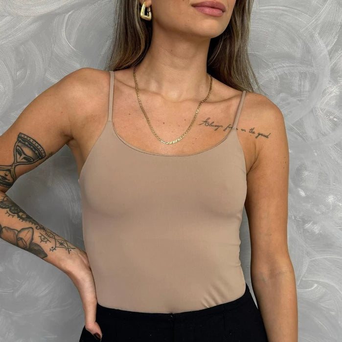 Blusa de Alça Fina em Poliamida Top - MC, Modêlo perfeito.