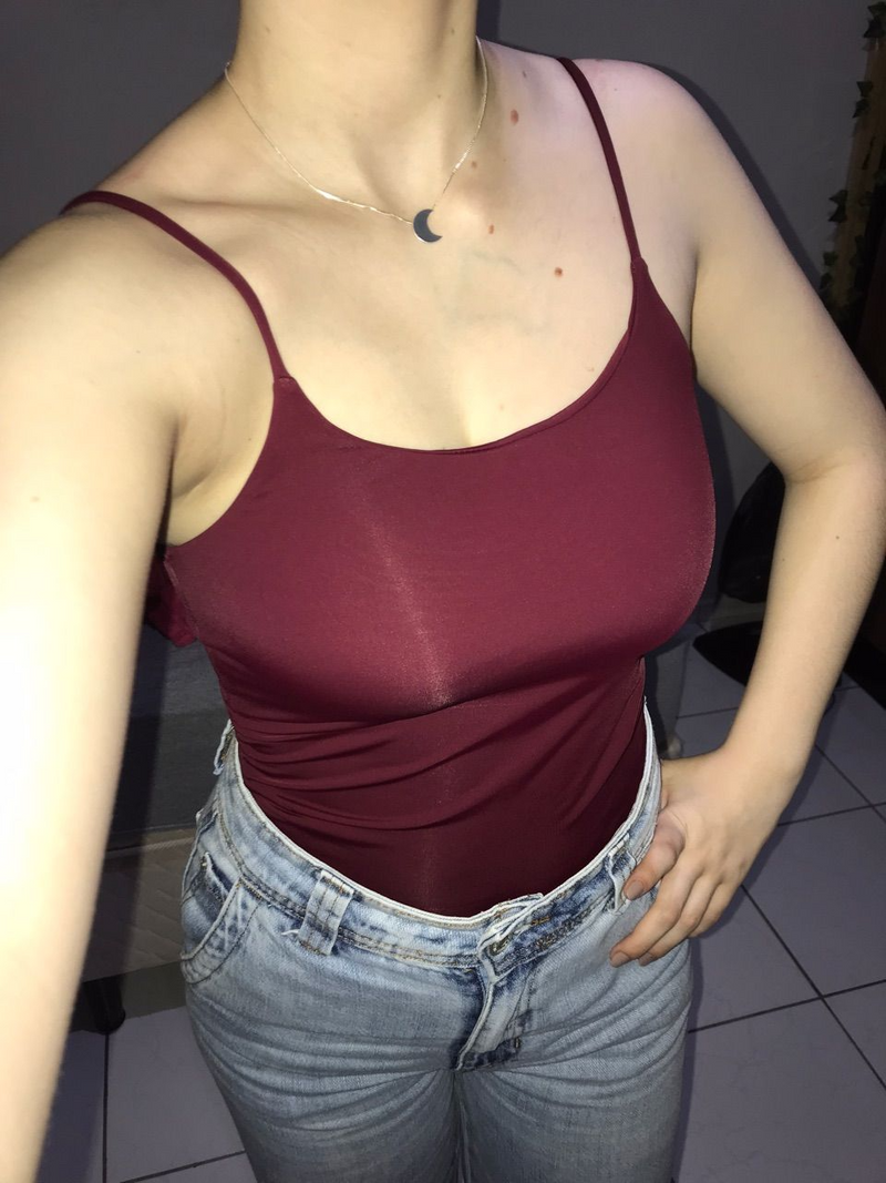 Blusa de Alça Fina em Poliamida Top - MC, Modêlo perfeito.